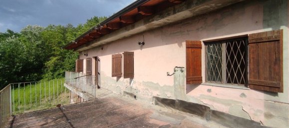 Villa de 5 divisões em Azzano d'Asti, Italy N.º 134372 18