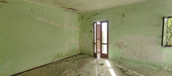 Villa de 5 divisões em Azzano d'Asti, Italy N.º 134372 10