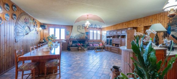 4 rooms Villa in Poviglio, Italy No. 266964 2