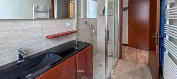 4-Zimmer Wohnung in Varese, Italy, Nr. 36852 14