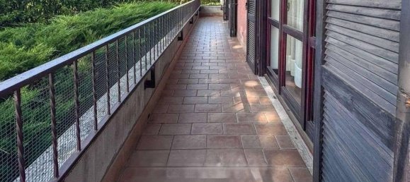 4-Zimmer Wohnung in Varese, Italy, Nr. 36852 8