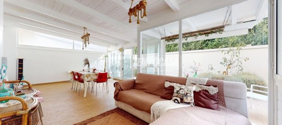 Квартира с 3 спальнями в Конверсано, Италия № 322754 23