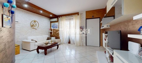 Квартира с 3 спальнями в Конверсано, Италия № 322754 17