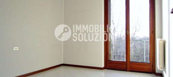 4 rooms Apartment in Solza, Italy No. 32170 35