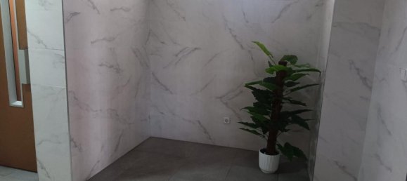 3 bedrooms Apartment in Madrid, Spain No. 168637 8