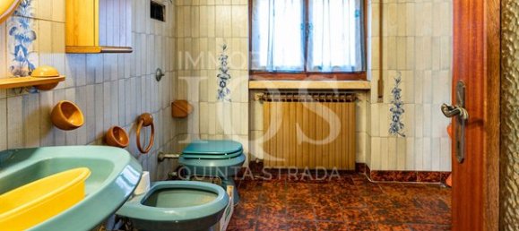 11غرفة منزل في Capriolo, Italy رقم 84384 8