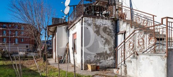 11غرفة منزل في Capriolo, Italy رقم 84384 14