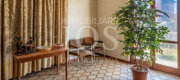 11غرفة منزل في Capriolo, Italy رقم 84384 23