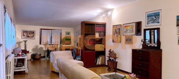3 bedrooms Penthouse in Albignasego, Italy No. 182218 17