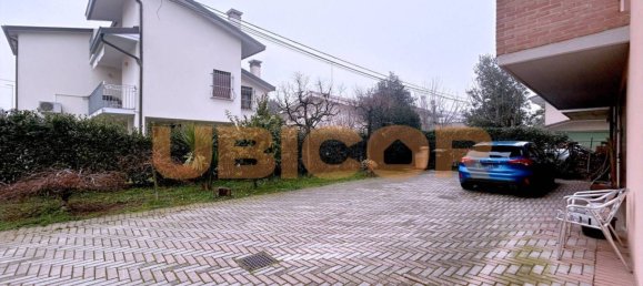 3 bedrooms Penthouse in Albignasego, Italy No. 182218 10