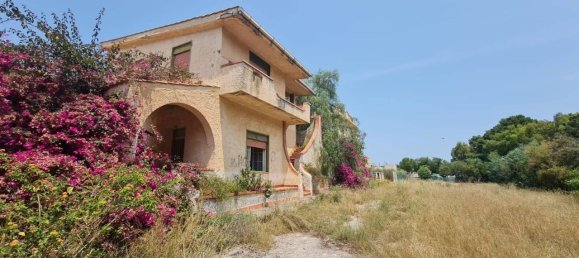 Villa de 4 habitaciónes en Castelvetrano, Italy No. 83989 14