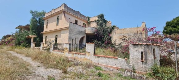 Villa de 4 habitaciónes en Castelvetrano, Italy No. 83989 17