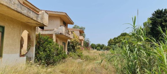 Villa de 4 habitaciónes en Castelvetrano, Italy No. 83989 13