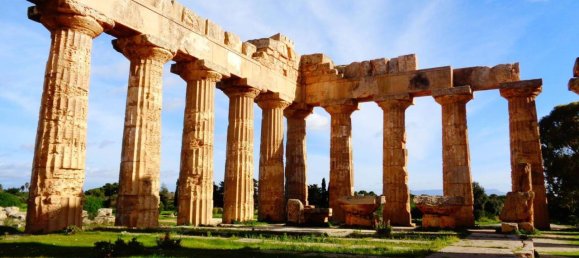 Villa de 4 habitaciónes en Castelvetrano, Italy No. 83989 24