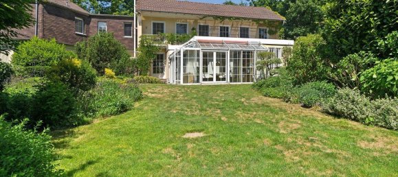 Villa de 8 dormitorios en Frankfurt am Main, Germany No. 325022 2