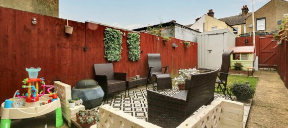 2 غرف نوم منزل في Grays, United Kingdom رقم 4985 8