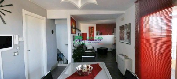 Квартира с 4 комнатами в Рагуза, Италия № 137328 4