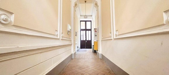 4 rooms Apartment in Josefstadt, Austria No. 85085 3