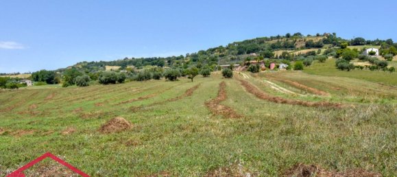 5 rooms House in Potenza Picena, Italy No. 261174 8