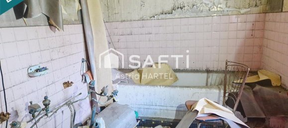 4 bedrooms House in Bohain-en-Vermandois, France No. 54172 4