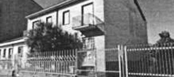 5 rooms Apartment in Grugliasco, Italy No. 299838 9