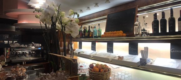 90m² Commercial property in Milan, Italy No. 243766 6