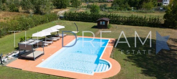 4 Schlafzimmer Villa in Porcari, Italy, Nr. 263684 3