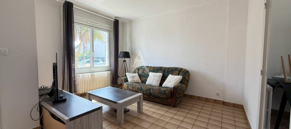 2 Schlafzimmer Haus in La Roche-sur-Yon, France, Nr. 283642 3