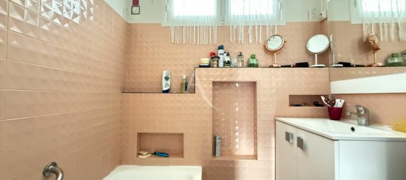 2 Schlafzimmer Haus in La Roche-sur-Yon, France, Nr. 283642 7