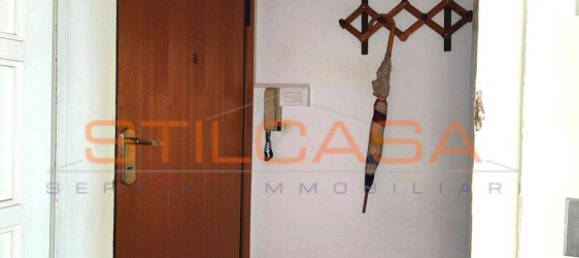 Квартира с 3 комнатами в Пезаро, Италия № 120018 13