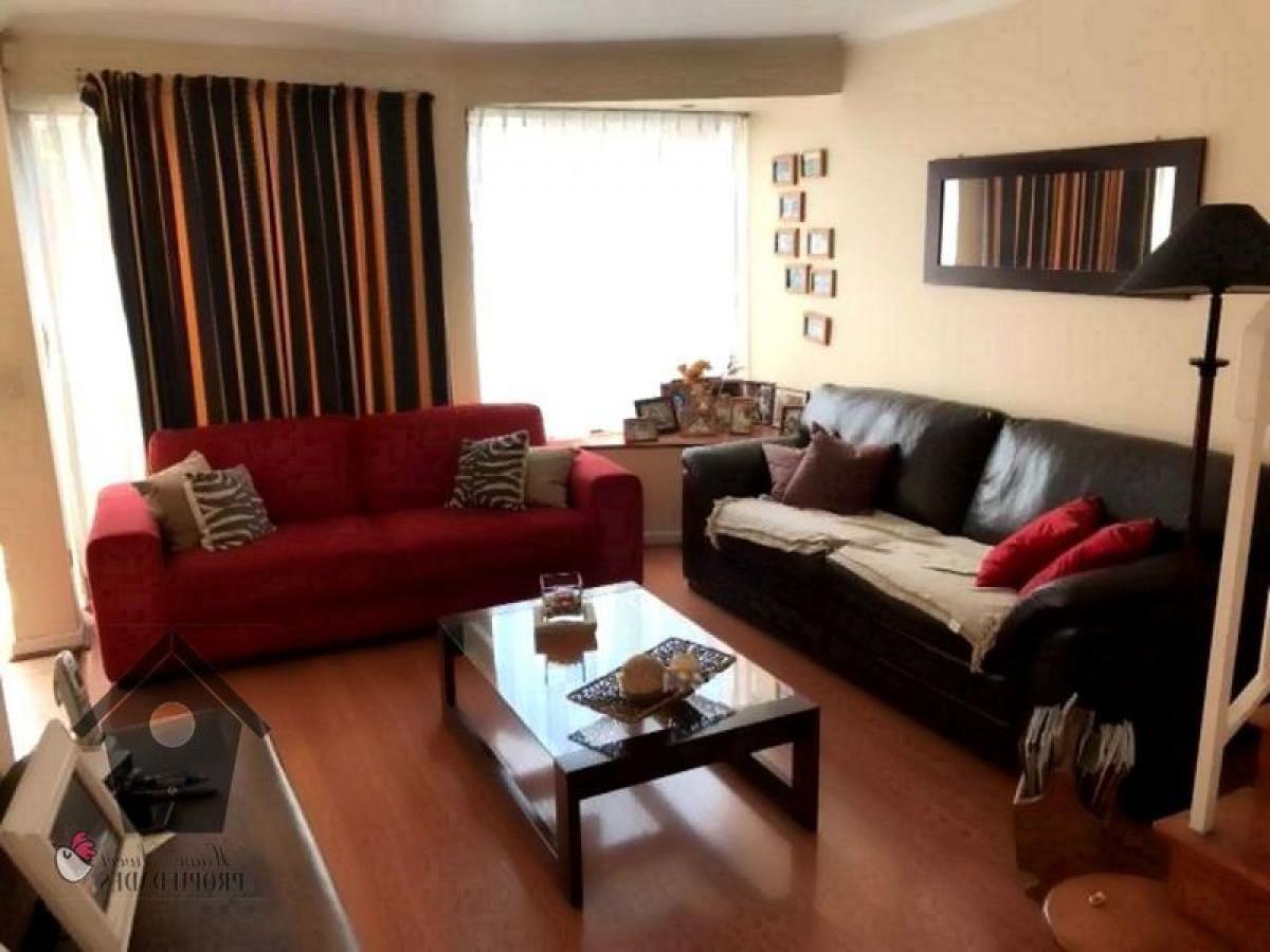 3 bedrooms House in Santiago, Chile No. 3787