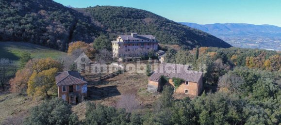 20 bedrooms House in Spoleto, Italy No. 84214 2