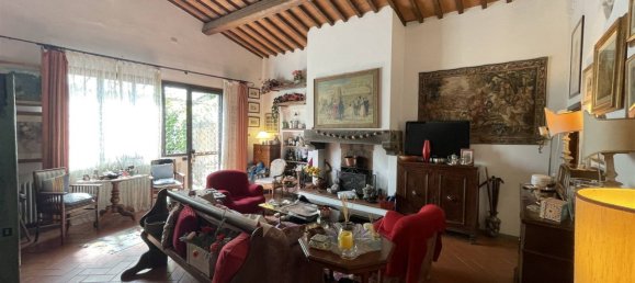 8 rooms Villa in Florence, Italy No. 120565 2