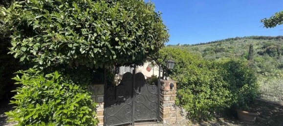 8 rooms Villa in Florence, Italy No. 120565 21