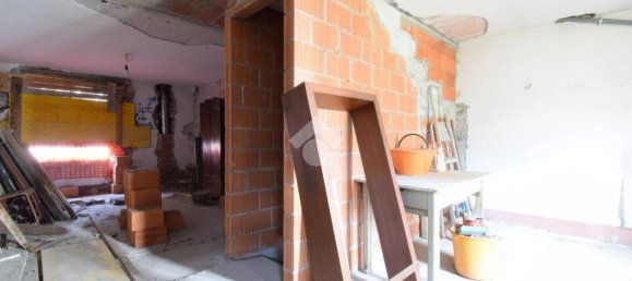 3 bedrooms House in Chatillon, Italy No. 340618 3