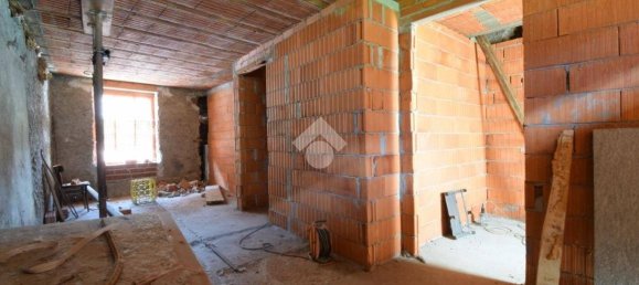 3 bedrooms House in Chatillon, Italy No. 340618 4