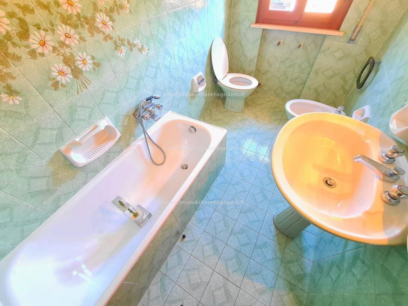 10 rooms House in Certaldo, Italy No. 230138