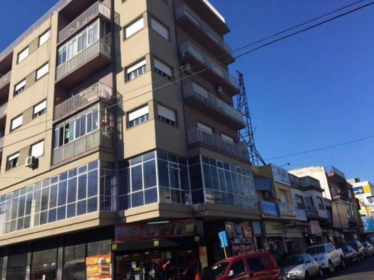 Studio in General San Martin, Argentina No. 5773