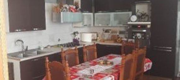 Villa de 4 dormitorios en Borgo d'Ale, Italy No. 371311 12