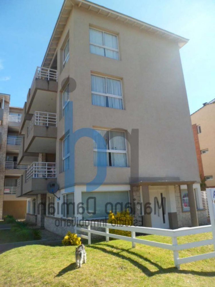 2 bedrooms Apartment in Mar del Plata, Argentina No. 103086