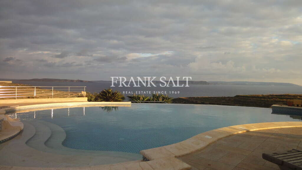 Вилла с 3 спальнями в Саннат, Мальта № 5559