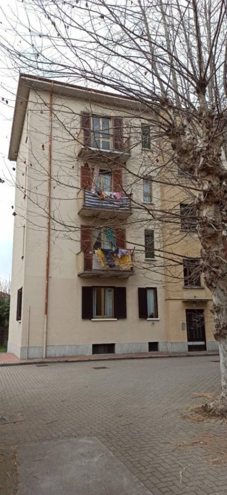 Apartamento T1 em Busto Arsizio, Italy N.º 270824