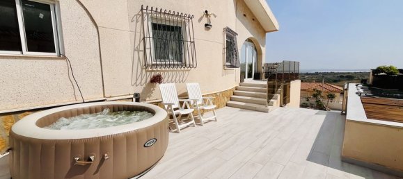 5 bedrooms Villa in San Miguel de Salinas, Spain No. 176561 5