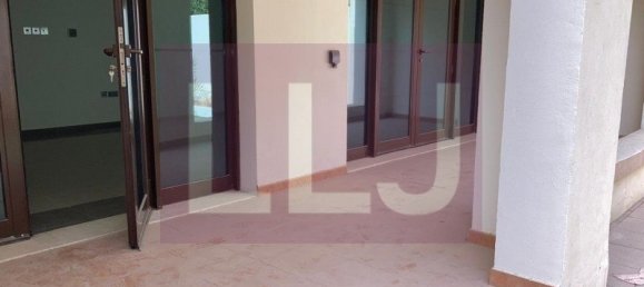 3 Schlafzimmer Villa in Abu Dhabi, UAE, Nr. 52821 6