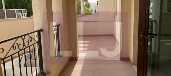 3 Schlafzimmer Villa in Abu Dhabi, UAE, Nr. 52821 5