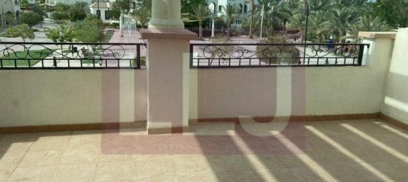 3 Schlafzimmer Villa in Abu Dhabi, UAE, Nr. 52821 4