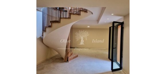 4 bedrooms Villa in Santa Maria Del Cami, Spain No. 176899 8