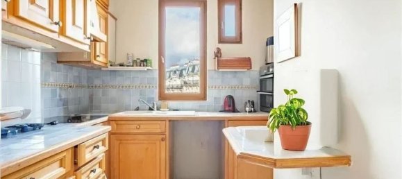 Квартира с 3 спальнями в Париж, Франция № 139713 7