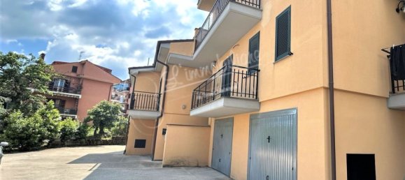 3 rooms Apartment in Soriano nel Cimino, Italy No. 122739 6