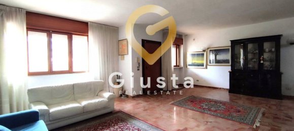 4 rooms House in Brindisi, Italy No. 41914 12